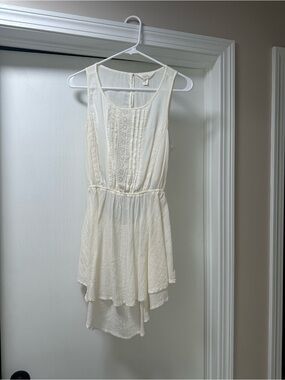 Macy's Cream Lace-Front Sleeveless High-Low Tunic